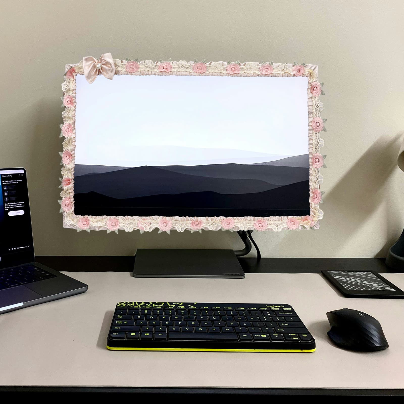 ReignSword 2 Pcs 17''-22'' Cute Computer Monitor Cover with Bow Tie, Lovely Computer Accessories with Lace Design, Monitor Dust Cover Protector (Beige) - 4