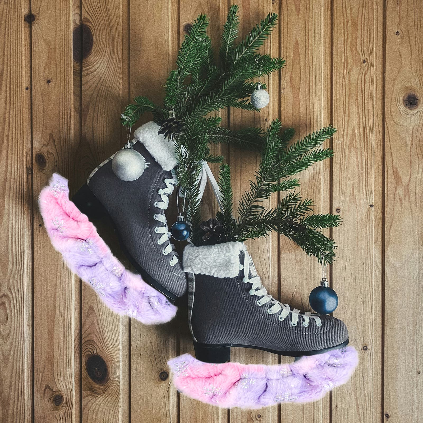 RidingRush Ice Skate Soakers 1 Pair Plush Blade Covers for Figure & Hockey Skates, Soft Absorbent Lining, Fits Most Blades up to 12 Inch, Youth & Adult, Pink Purple/Teal - 4