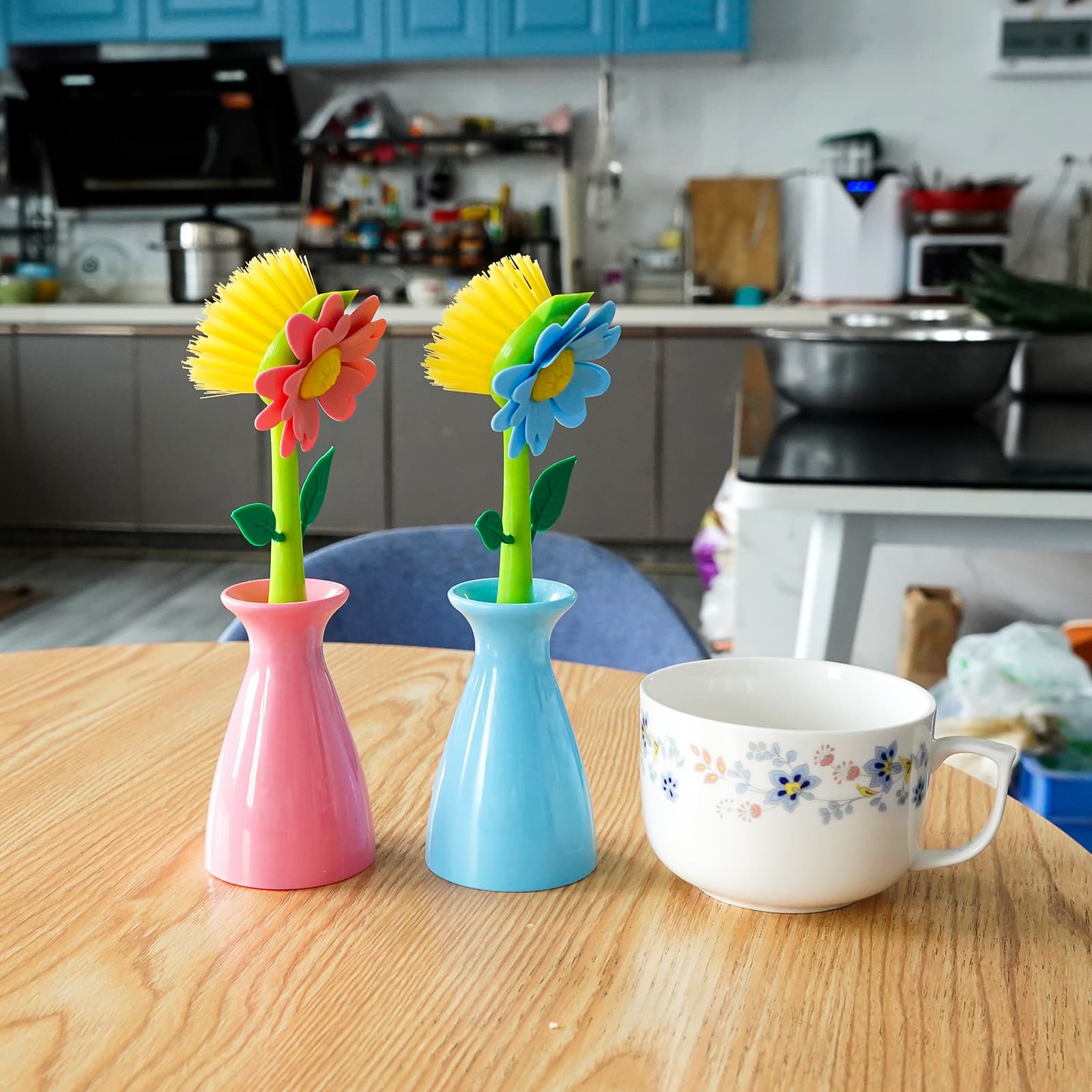 JANKOW Long Handle Flower Pot Brush, Florganic Dish Brush with Vase, Long Handle Dish Brush Kitchen, for Cleaning Pot Pan Sink Kitchen Supplies Decorative Vase (2 Pcs Blue, Pink) - 5