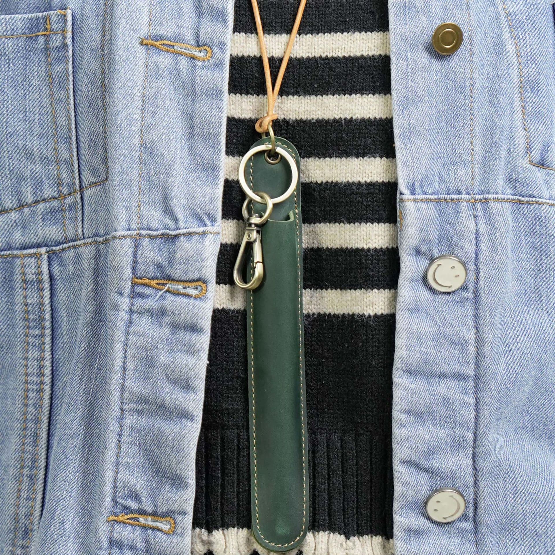 JANKINGS Genuine Leather Neck-Hanging Fountain Pen Pouch, Crazy Horse Green Pen Sleeve with Lanyard & Key Clip, 1-Pack - 5