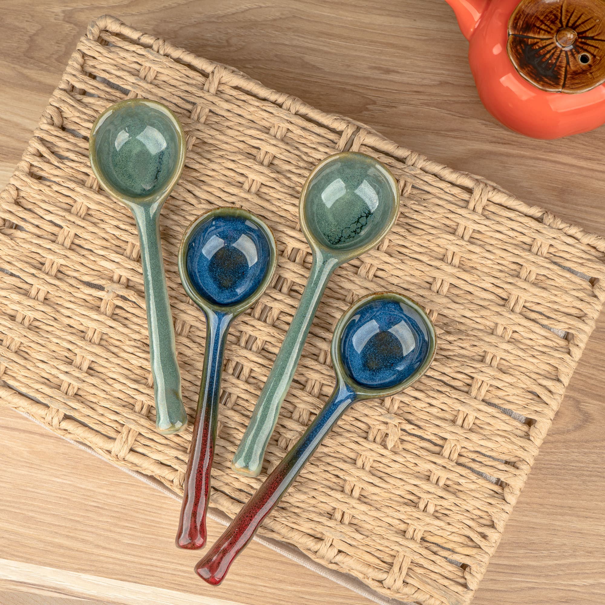 JANKOW 4 Pack Japanese Ceramic Soup Spoons - Hand-Painted Retro Porcelain Spoons with Long Handle - Asian Soup Spoon Set for Ramen, Pho, Wonton, Miso Soup, Dumplings - 6.6 Inch - 3